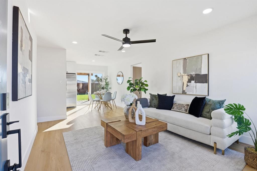 3069 Haidas Ave, San Diego, CA 92117 — photo 3