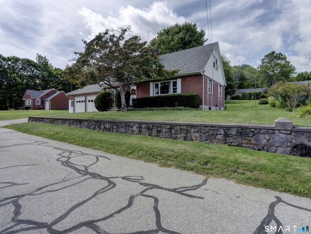 222 Maplewood Avenue, Torrington, CT 06790