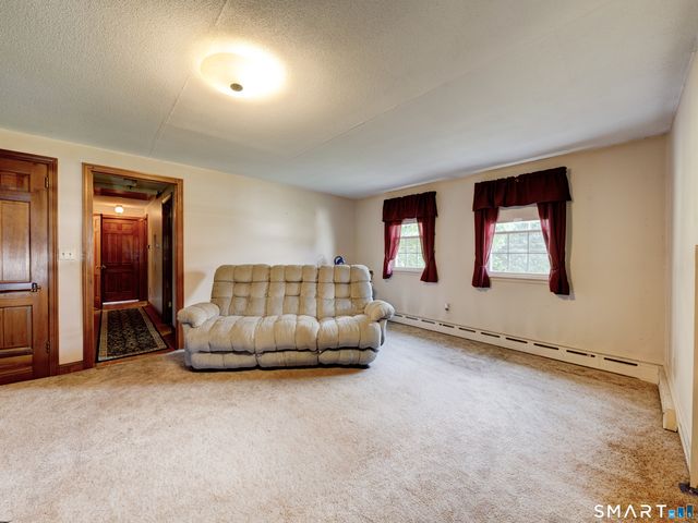 222 Maplewood Avenue, Torrington, CT 06790