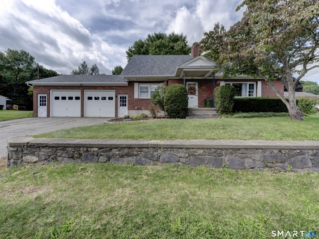 222 Maplewood Avenue, Torrington, CT 06790