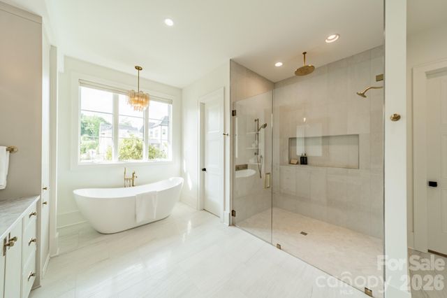 8022 Litaker Manor Court, Charlotte, NC 28270