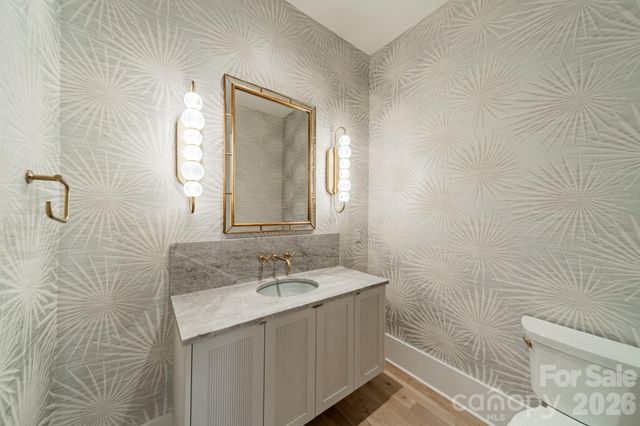 8022 Litaker Manor Court, Charlotte, NC 28270
