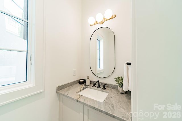 8022 Litaker Manor Court, Charlotte, NC 28270