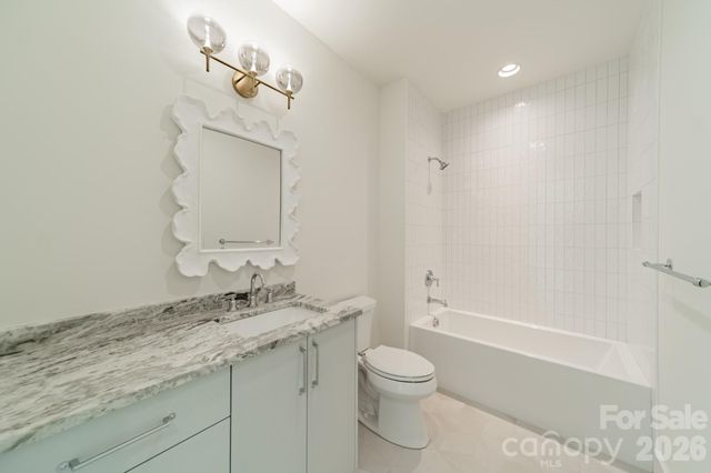 8022 Litaker Manor Court, Charlotte, NC 28270