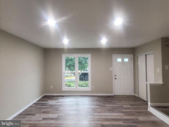 14813 HAMMERSMITH CIR, Silver Spring, MD 20906