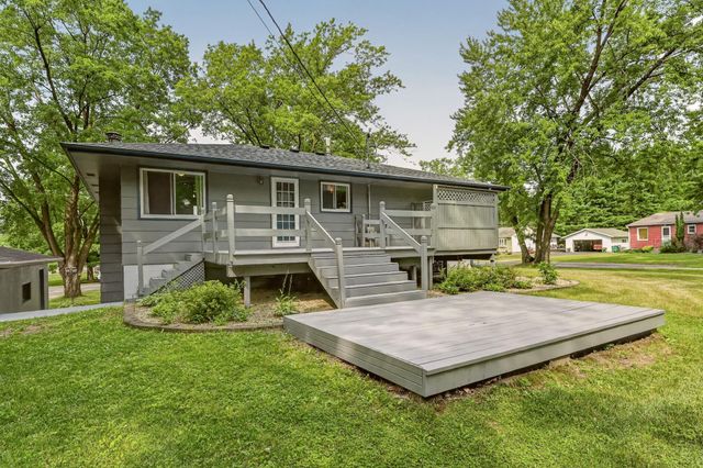 3935 Kahoun Court SE, Rochester, MN 55904