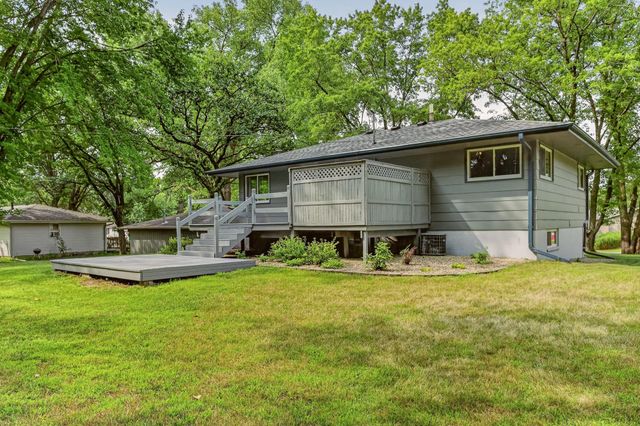 3935 Kahoun Court SE, Rochester, MN 55904