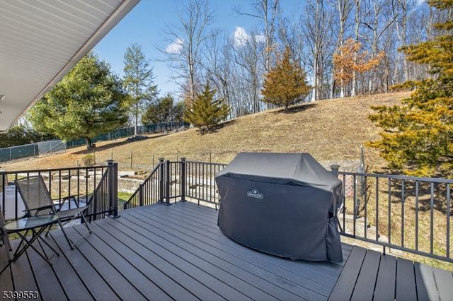 29 Newman Rd, Wantage Twp., NJ 07461