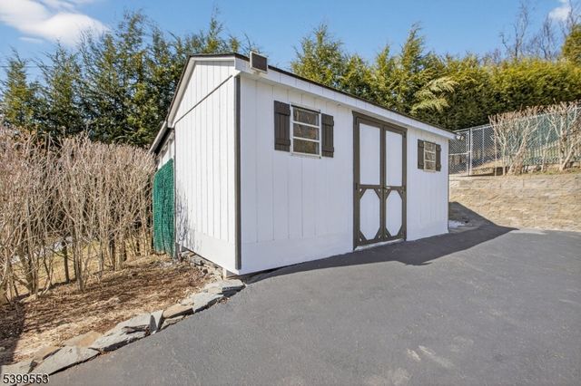 29 Newman Rd, Wantage Twp., NJ 07461