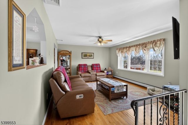 29 Newman Rd, Wantage Twp., NJ 07461