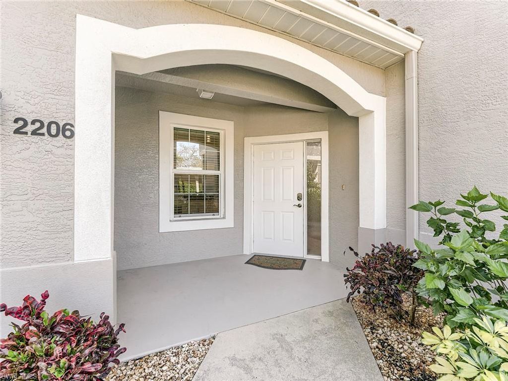 9241 Spring Run BLVD 2206, ESTERO, FL 34135 — exterior
