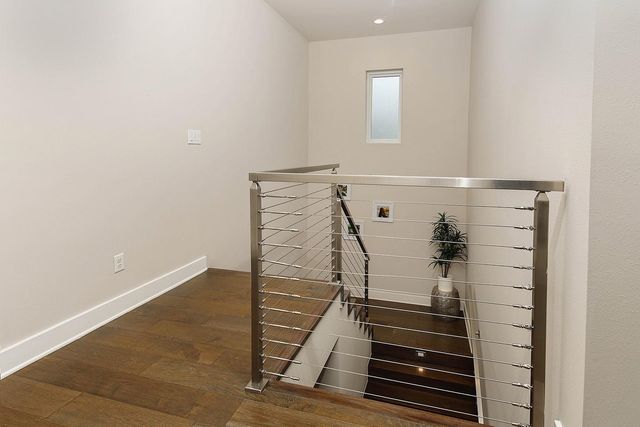 10 Kingscote Way, The Woodlands, TX 77382