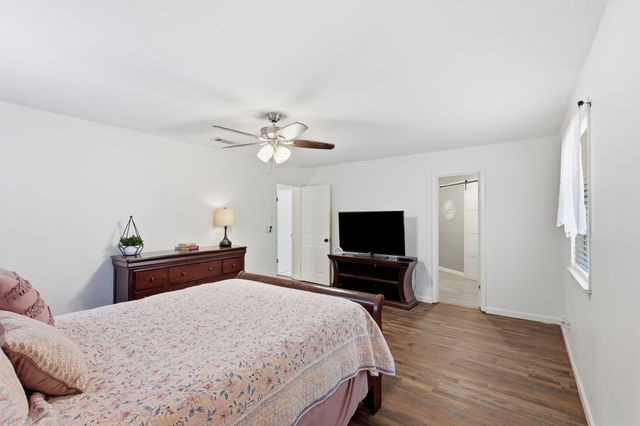 709 Lexington Drive, Irving, TX 75061