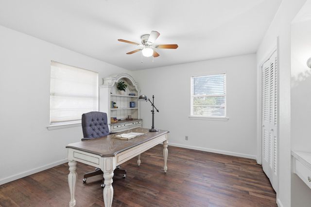 709 Lexington Drive, Irving, TX 75061