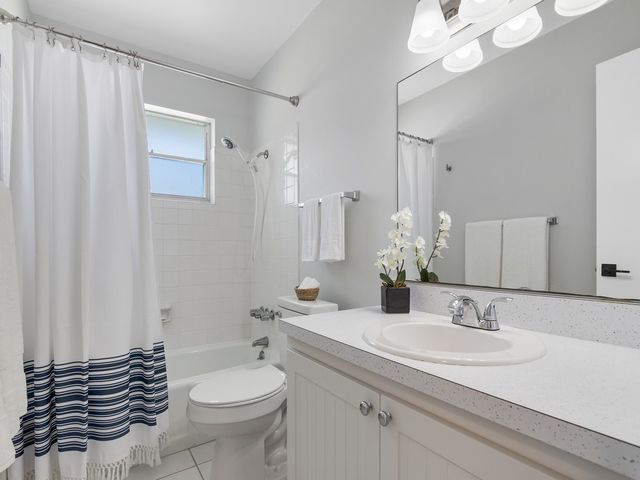 2800 Indian River Boulevard 6H, Vero Beach, FL 32960