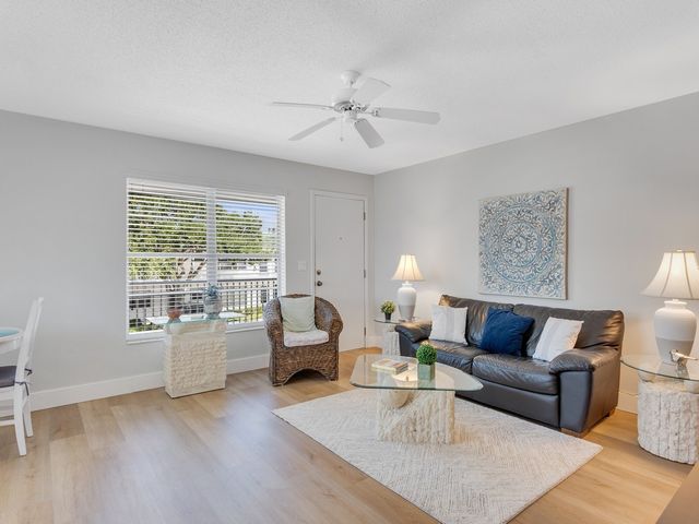 2800 Indian River Boulevard 6H, Vero Beach, FL 32960