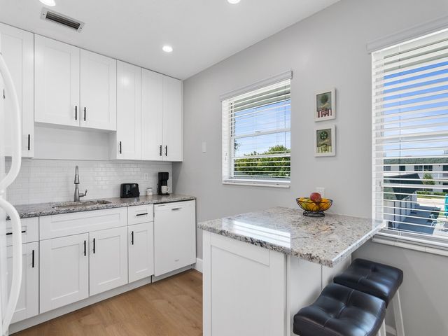 2800 Indian River Boulevard 6H, Vero Beach, FL 32960