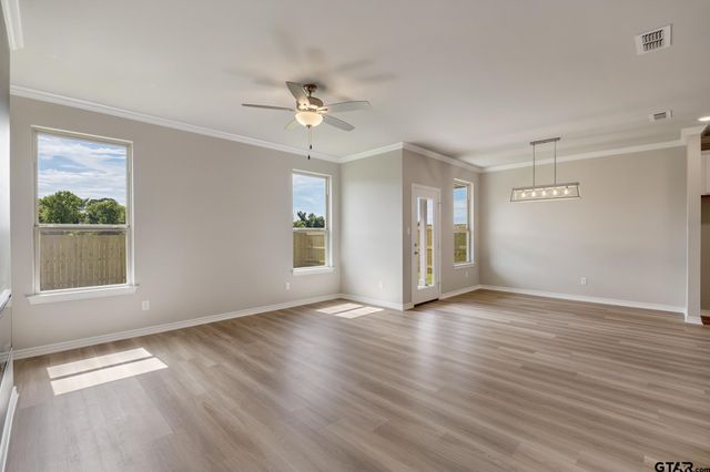 306 Driftwood Way, Whitehouse, TX 75791