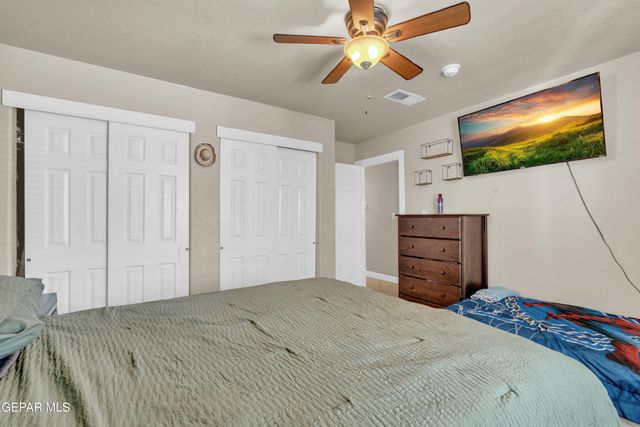 14057 Fortuna Street, Clint, TX 79928