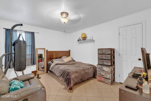 14057 Fortuna Street, Clint, TX 79928