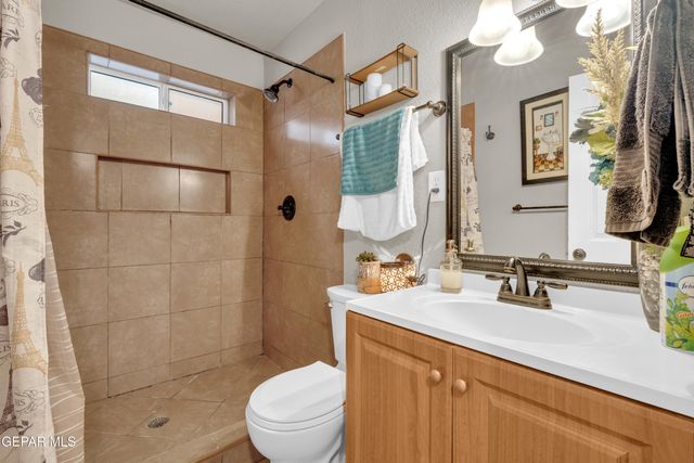 14057 Fortuna Street, Clint, TX 79928