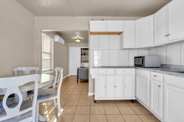 14057 Fortuna Street, Clint, TX 79928