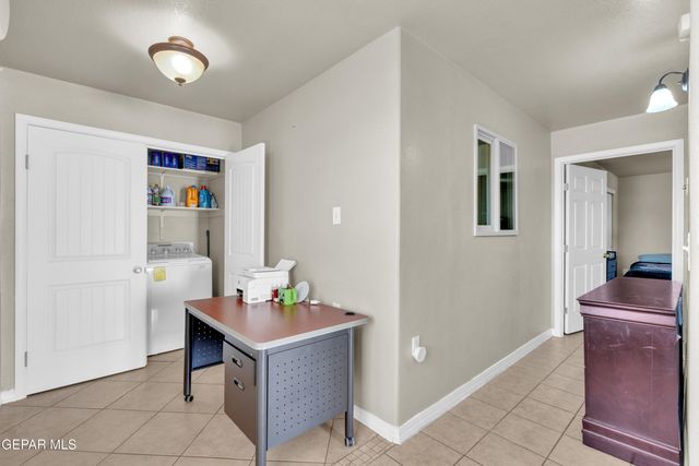 14057 Fortuna Street, Clint, TX 79928