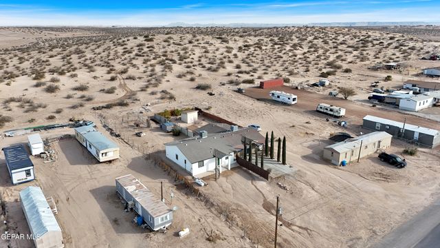 14057 Fortuna Street, Clint, TX 79928