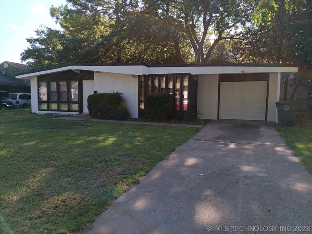 1044 N 77th East Avenue, Tulsa, OK 74115