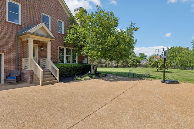 608 Akin Ct, Franklin, TN 37064