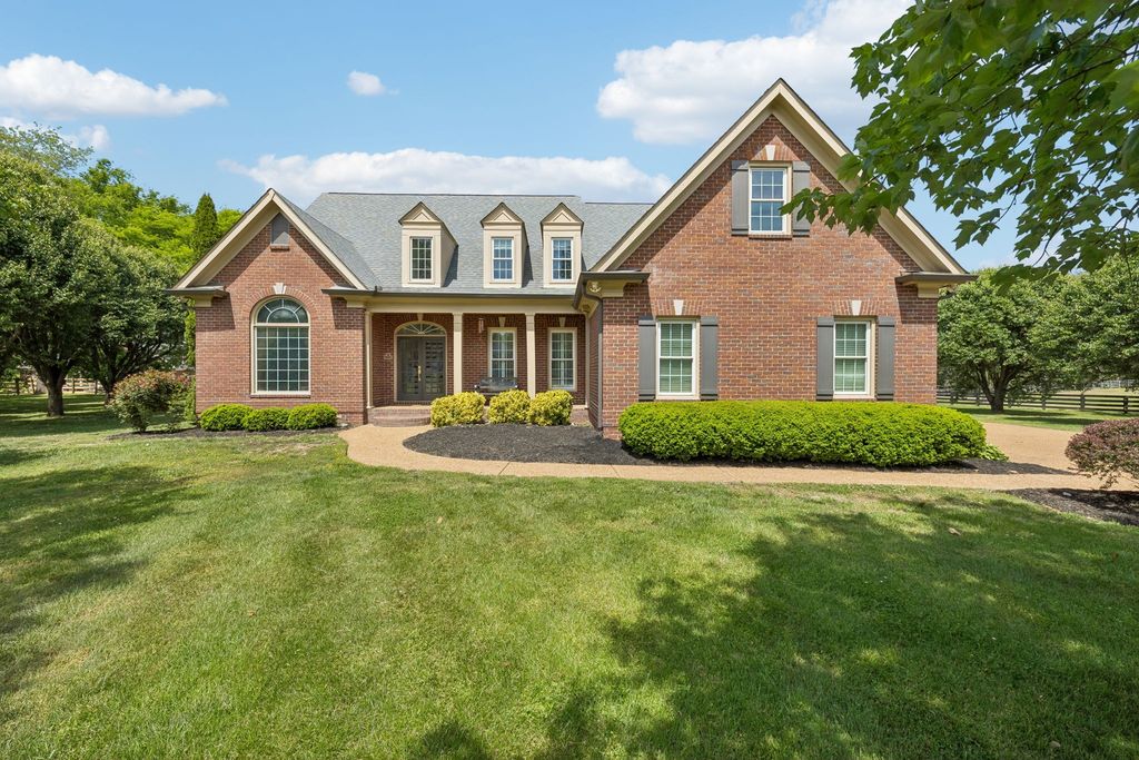 608 Akin Ct, Franklin, TN 37064