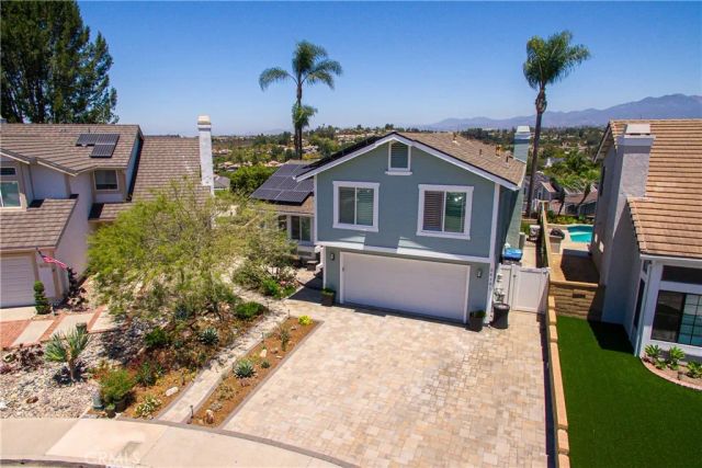 26151 Buscador, Mission Viejo, CA 92692