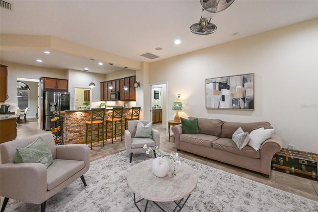 525 MAST DRIVE, Bradenton, FL 34208