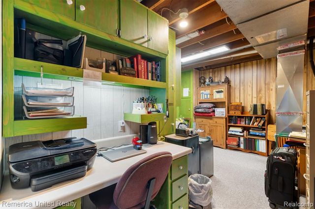8763 Bishop Road, Brighton, MI 48116