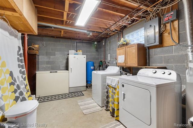 8763 Bishop Road, Brighton, MI 48116