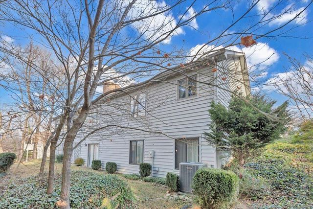 S 2409 Clearing RD, Salem, VA 24153