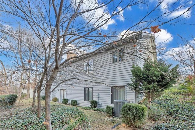 S 2409 Clearing RD, Salem, VA 24153