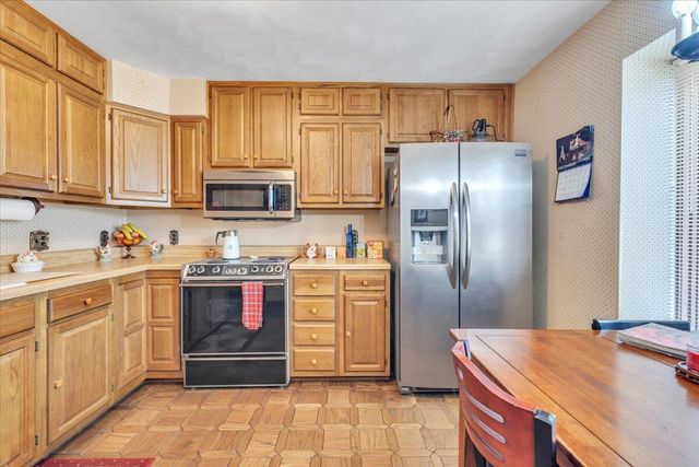 S 2409 Clearing RD, Salem, VA 24153