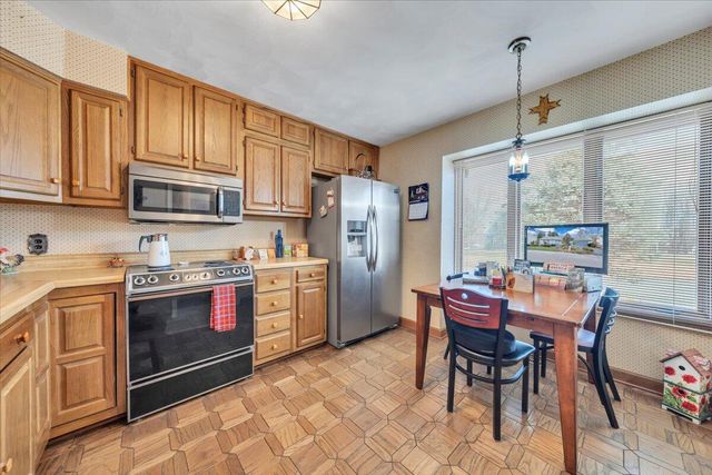 S 2409 Clearing RD, Salem, VA 24153