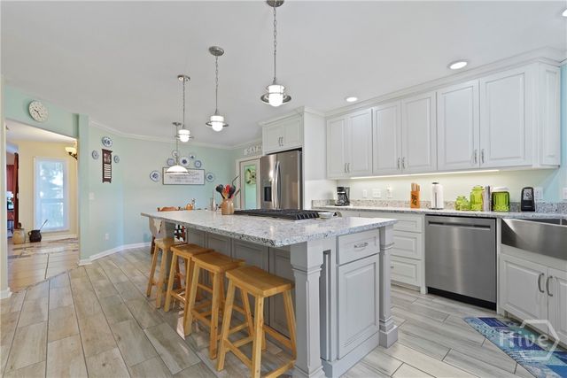 10 Pinetree Road, Midway, GA 31320