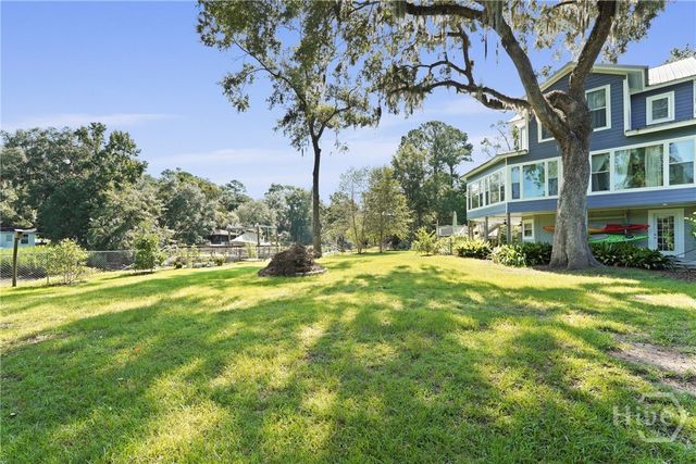 10 Pinetree Road, Midway, GA 31320