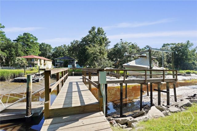 10 Pinetree Road, Midway, GA 31320