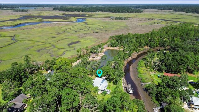 10 Pinetree Road, Midway, GA 31320