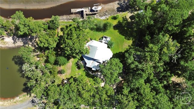 10 Pinetree Road, Midway, GA 31320