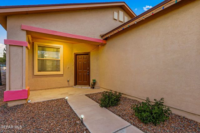 537 DUSK VIEW Street, Socorro, TX 79927