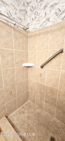 7009 Shadowcreek Drive, Maumee, OH 43537