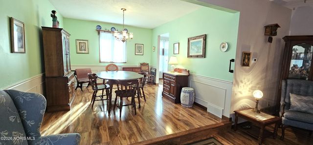 7009 Shadowcreek Drive, Maumee, OH 43537