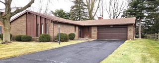 7009 Shadowcreek Drive, Maumee, OH 43537