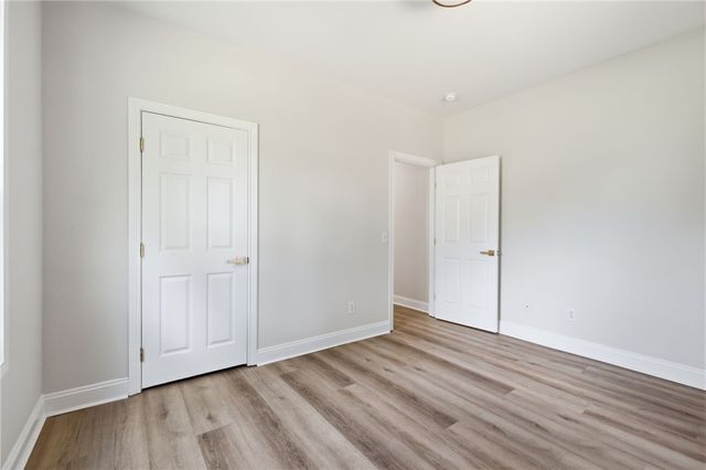 2403 S Sutphin Street, Middletown, OH 45044