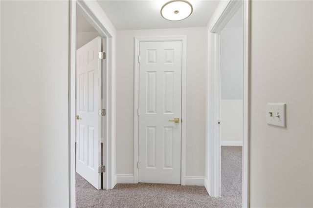 2403 S Sutphin Street, Middletown, OH 45044